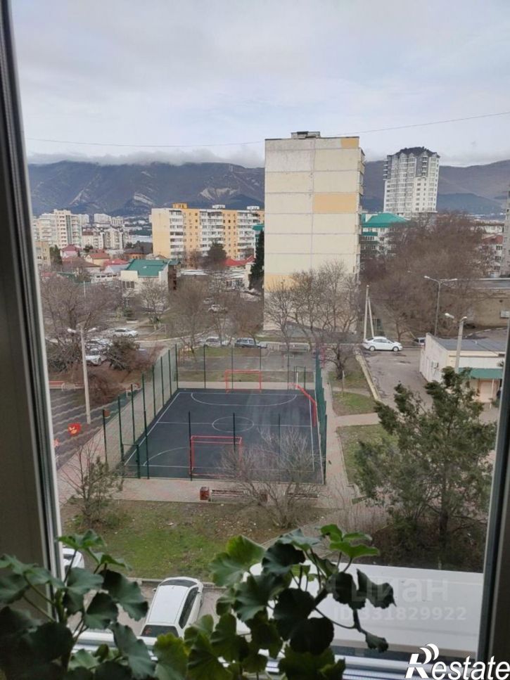 3-комн квартира ул Леселидзе, 6,  д. 6