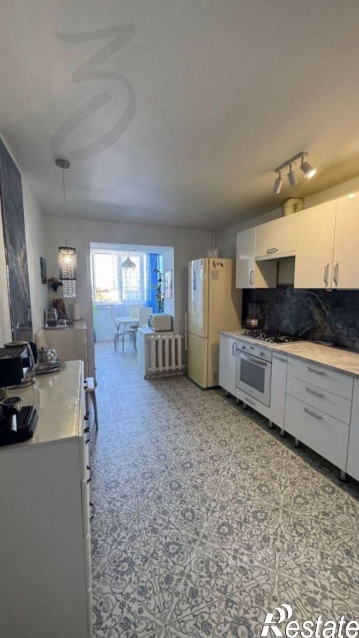 4-комн квартира ул Калинина, 33А,  д. 33А
