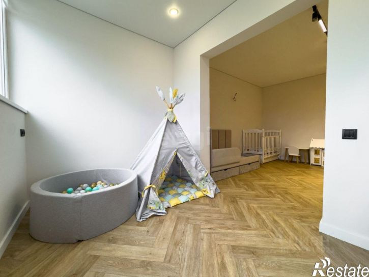 3-комн квартира ул Жуковского, 18,  д. 18