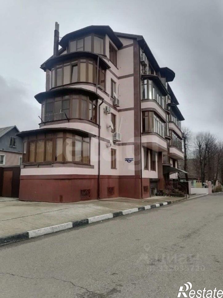 3-комн квартира ул Вишневая, 15,  д. 15