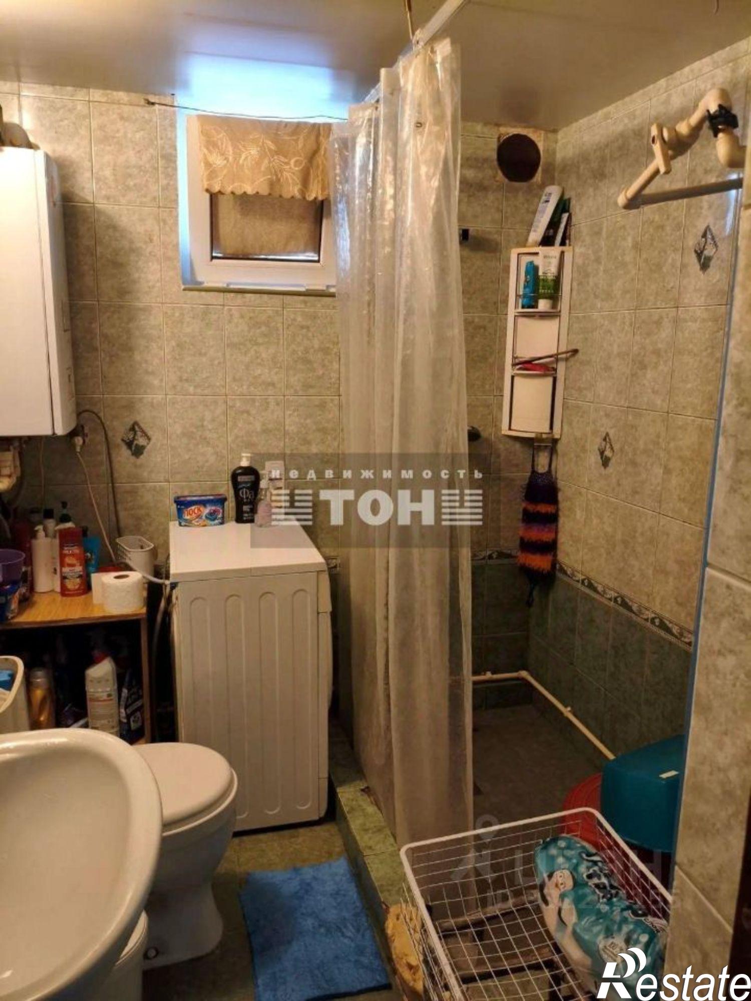 Купить гараж, место в паркинге за 5 500 020 рублей на Сосновый пер, 1