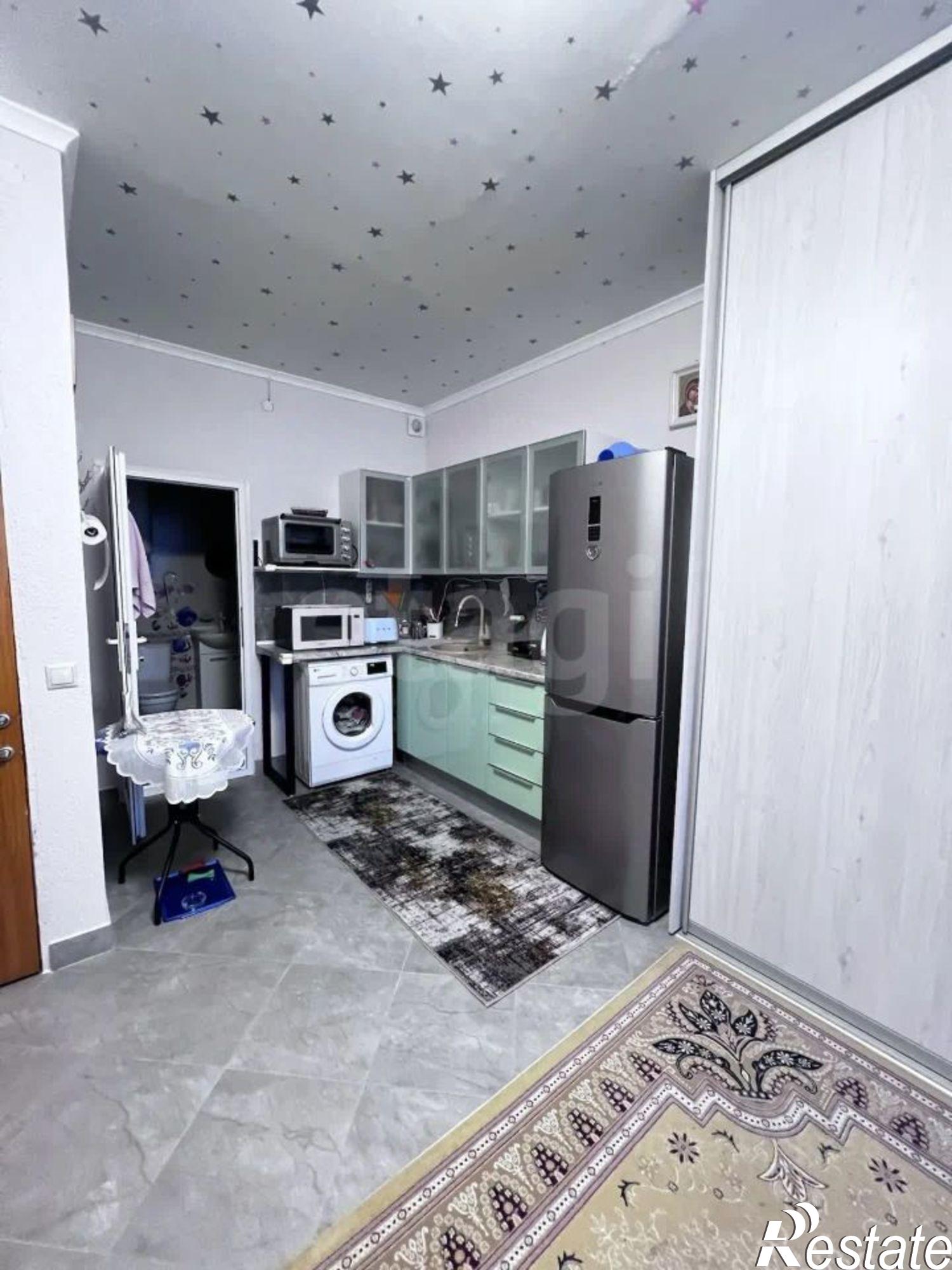 Купить гараж, место в паркинге за 4 654 610 рублей на ул Озерная, 19