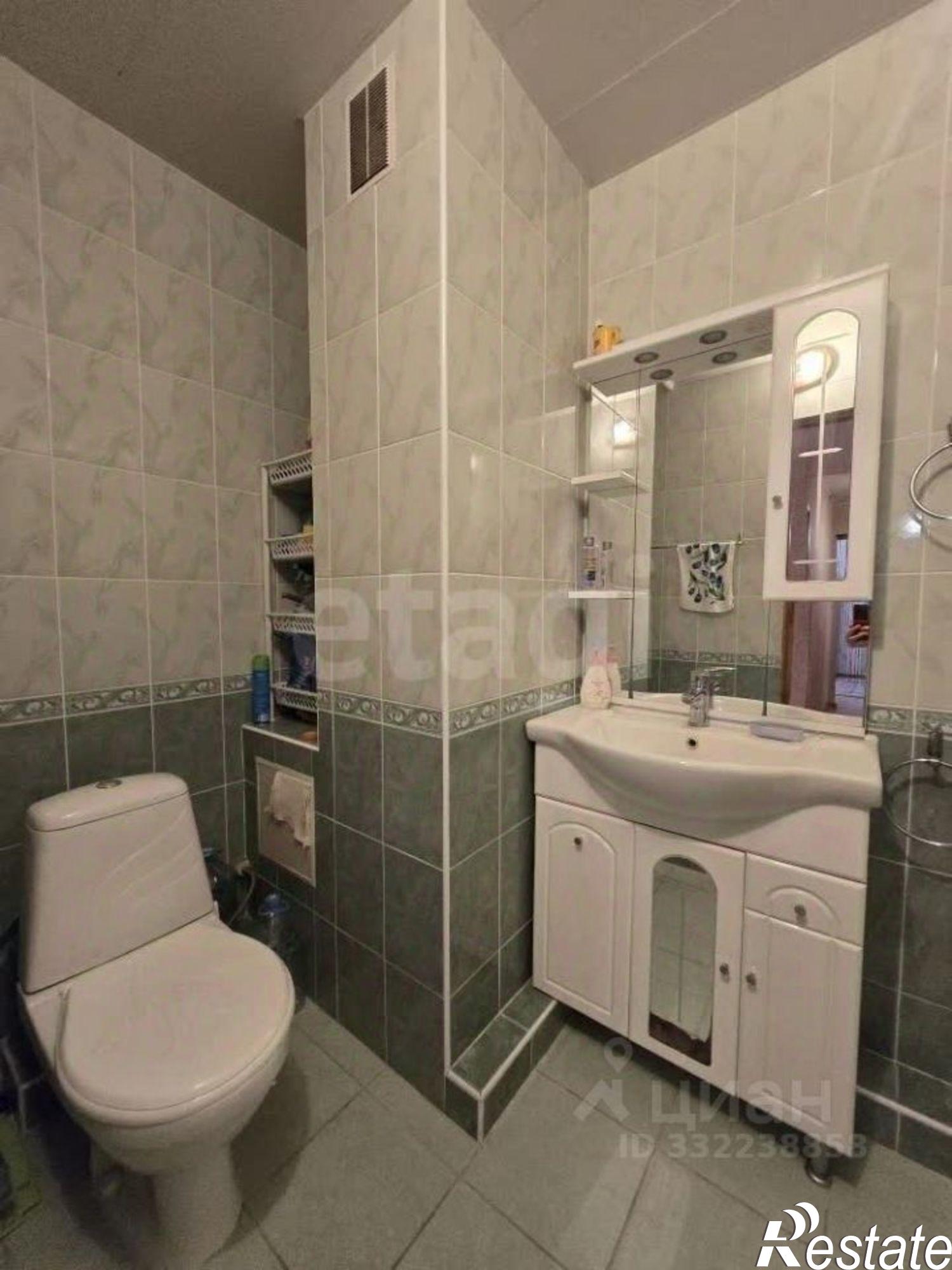 Купить гараж, место в паркинге за 4 654 610 рублей на ул Озерная, 19