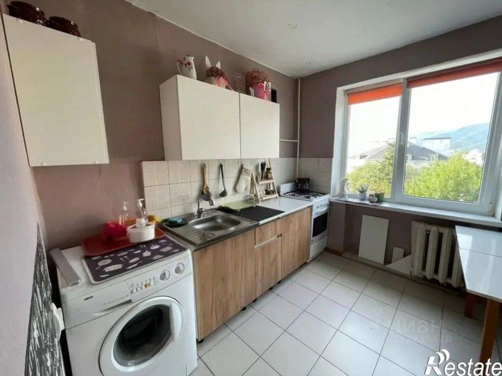 3-комн квартира ул Орджоникидзе, 5Б,  д. 5Б
