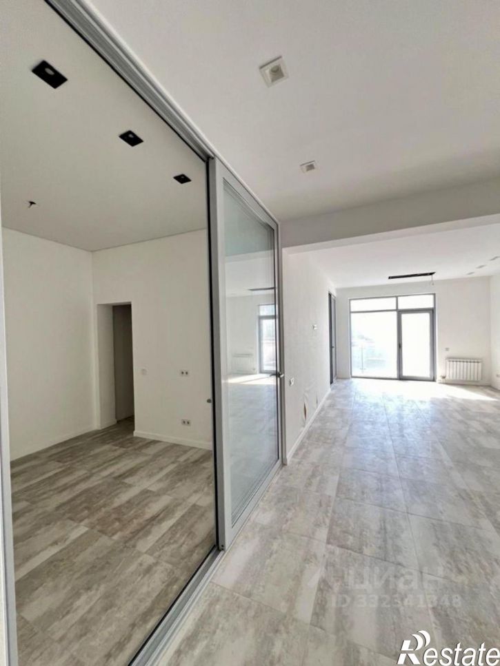 2-комн квартира ул Крымская, 3 2,  д. 3 2,  к. 2