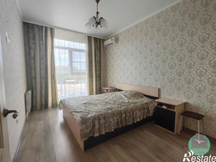 2-комн квартира Островского улица,172