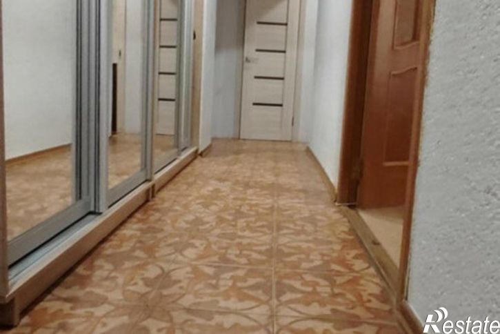 3-комн квартира микрорайон Парус, 17