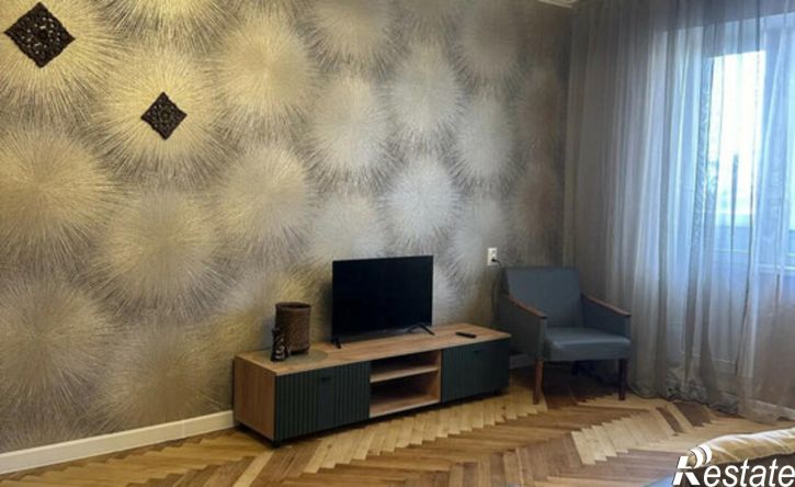 3-комн квартира ул Орджоникидзе, 5Б,  д. 5Б