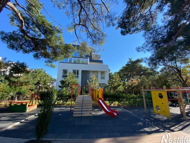 2-комн квартира Геленджикский пр-кт, 93,  д. 93
