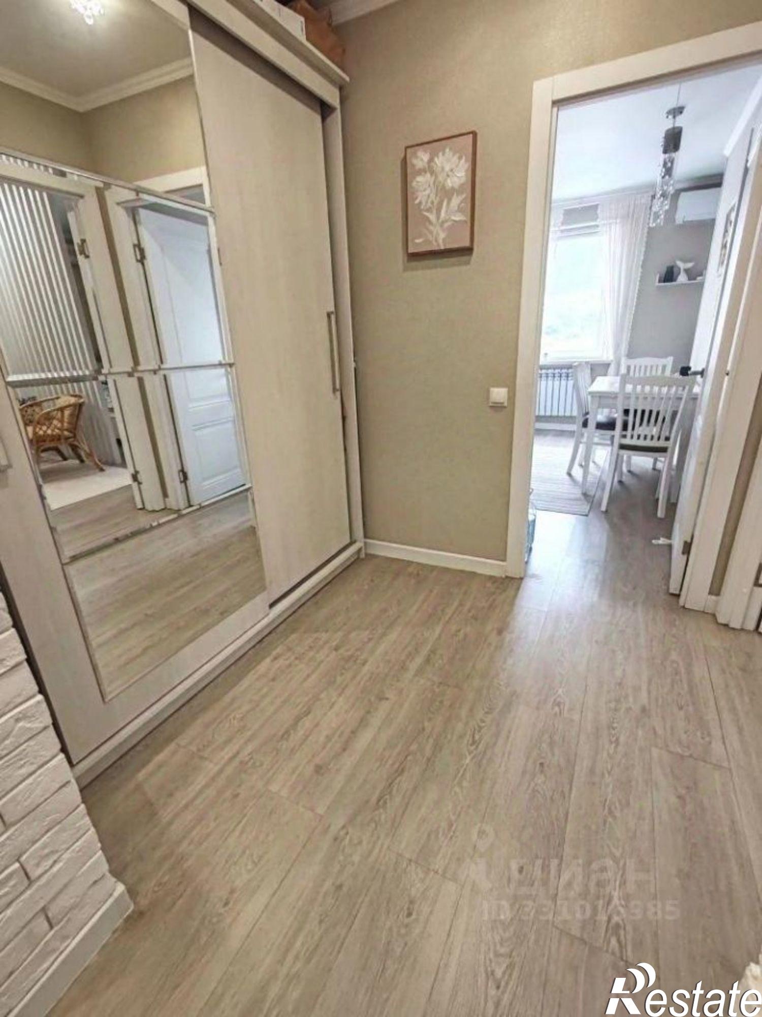 Купить квартиру за 11 900 000 рублей