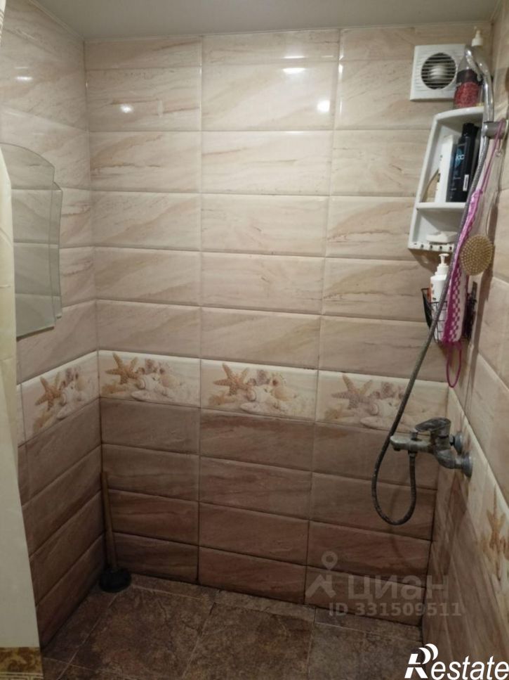 3-комн квартира ул Дзержинского, 12,  д. 12