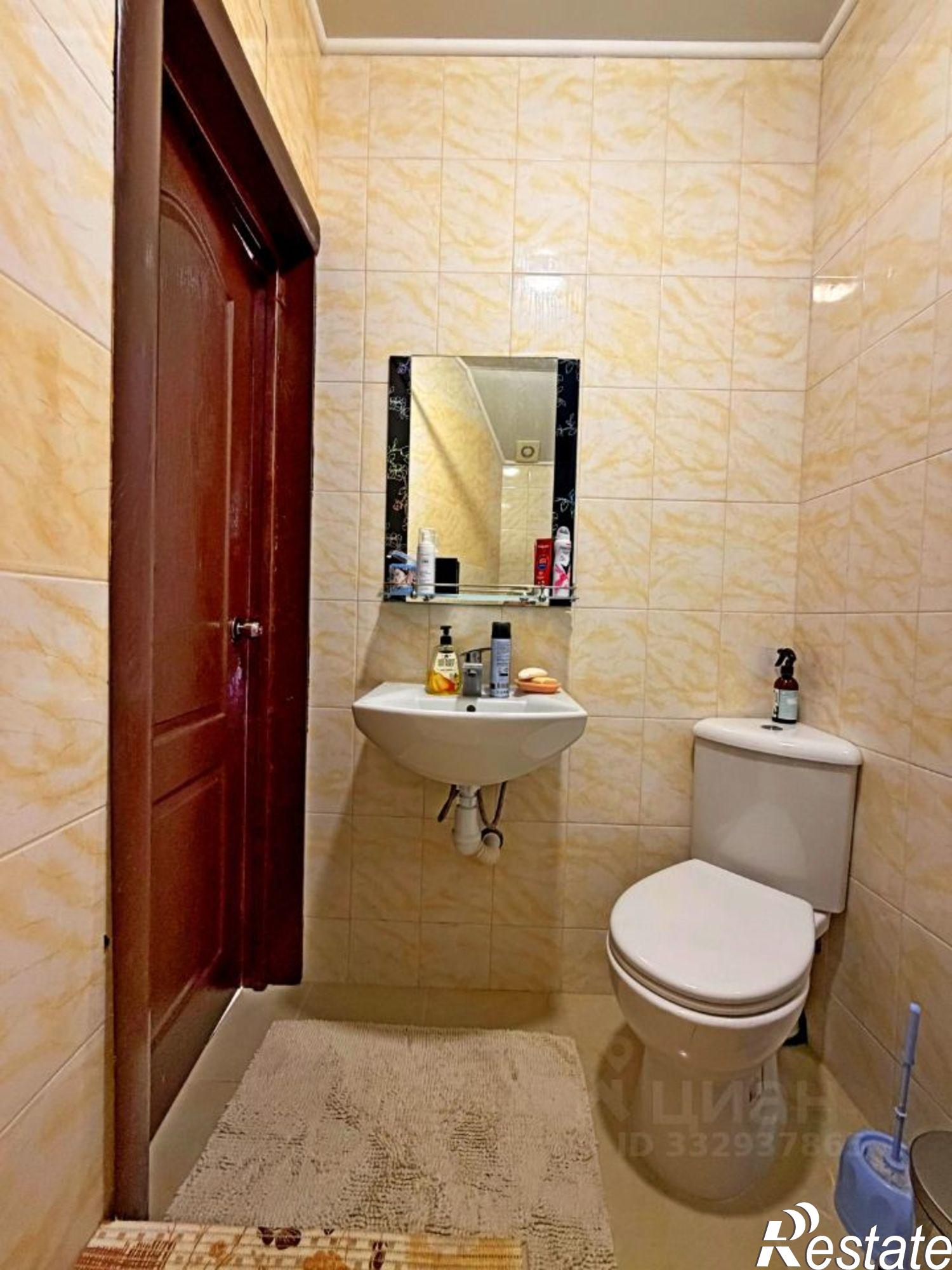 Купить гараж, место в паркинге за 7 143 620 рублей на ул Ленина, 2