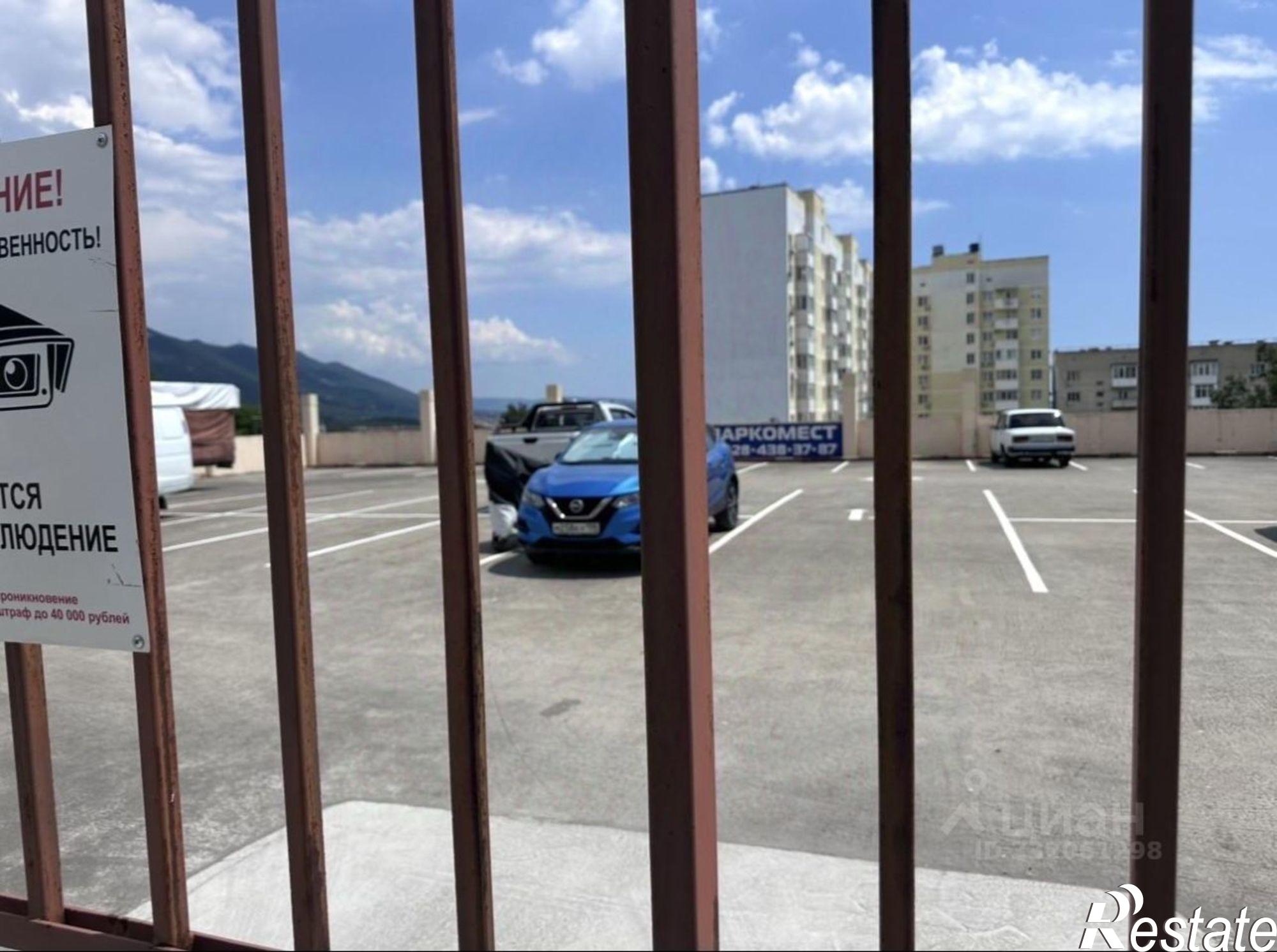 Сдать гараж, место в паркинге за 4 500 рублей
