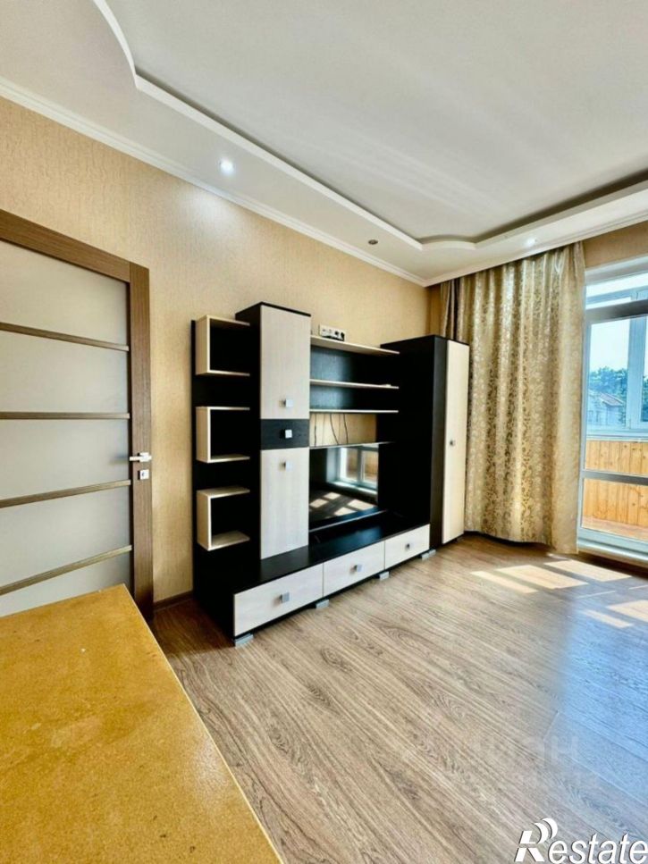 3-комн квартира улица Грина, 8,  д. 8