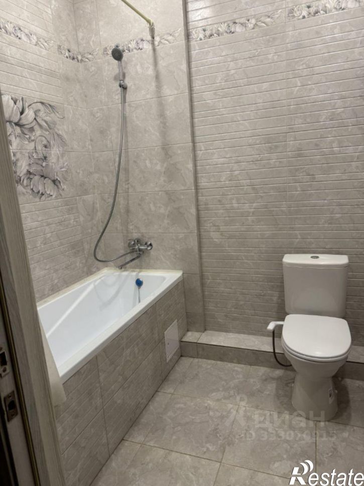 2-комн квартира Геленджикский пр-кт, 4В,  д. 4В