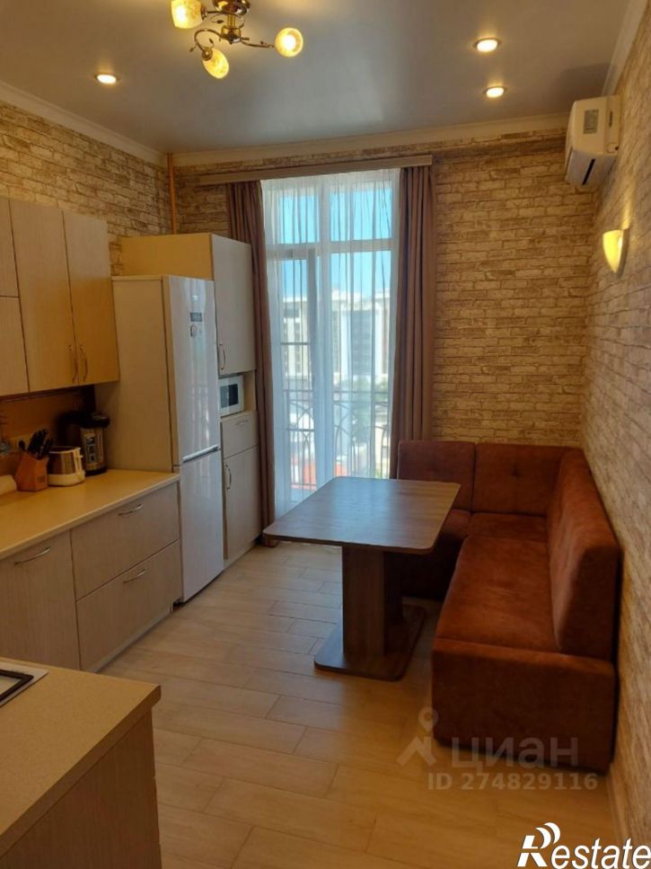 2-комн квартира ул Крымская, 22 23,  д. 22 23,  к. 23