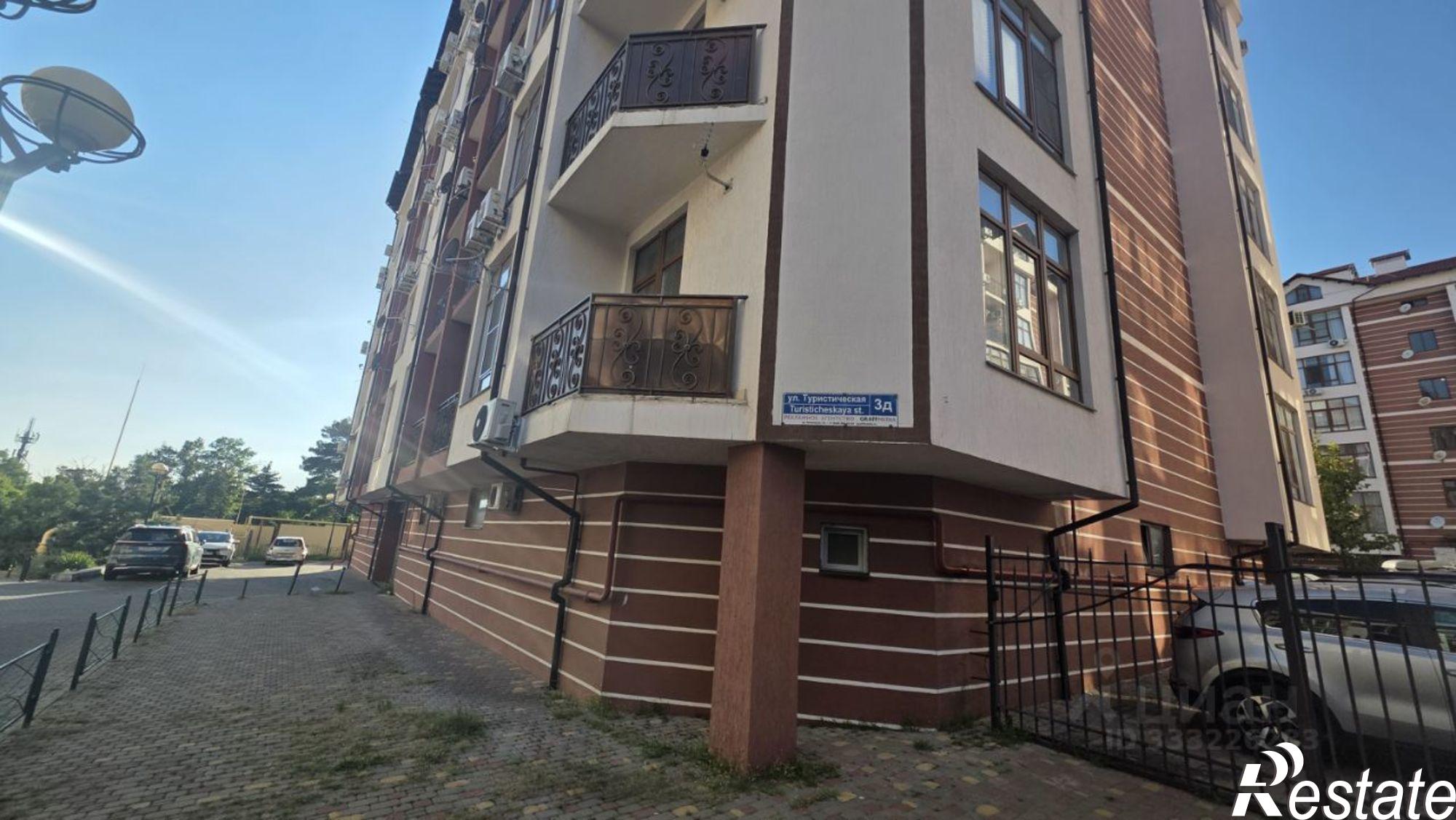 Купить гараж, место в паркинге за 4 424 180 рублей на ул Туристическая, 3 2