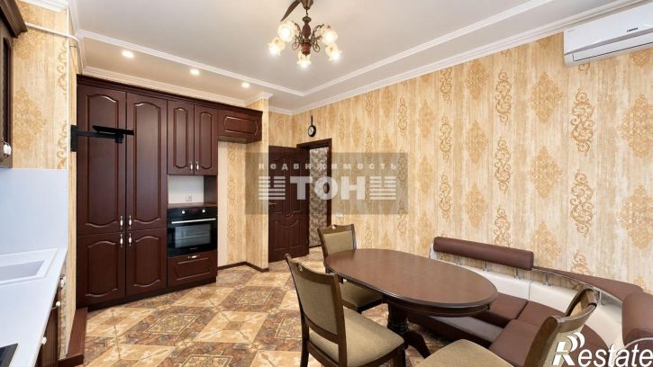 3-комн квартира Витебская, 14, корп.3