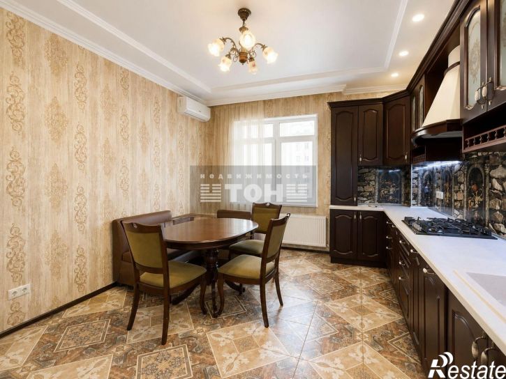 3-комн квартира Витебская, 14, корп.3