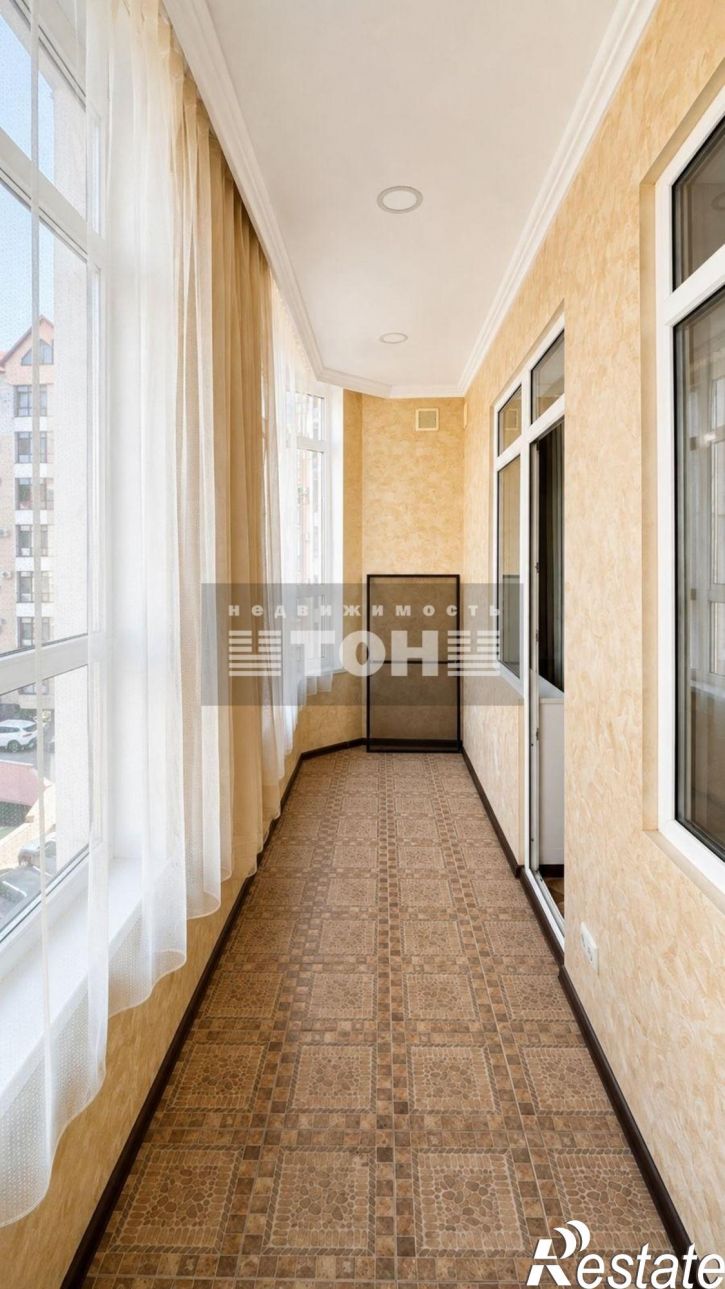 3-комн квартира Витебская, 14, корп.3