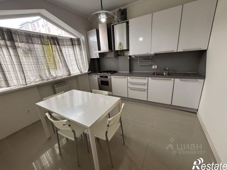 3-комн квартира ул Островского, 132,  д. 132