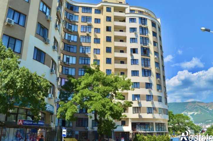 2-комн квартира ул Приморская, 1,  д. 1