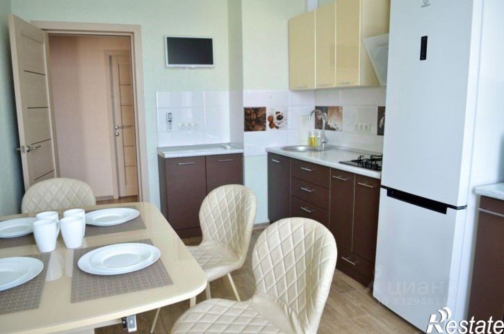2-комн квартира ул Приморская, 1,  д. 1
