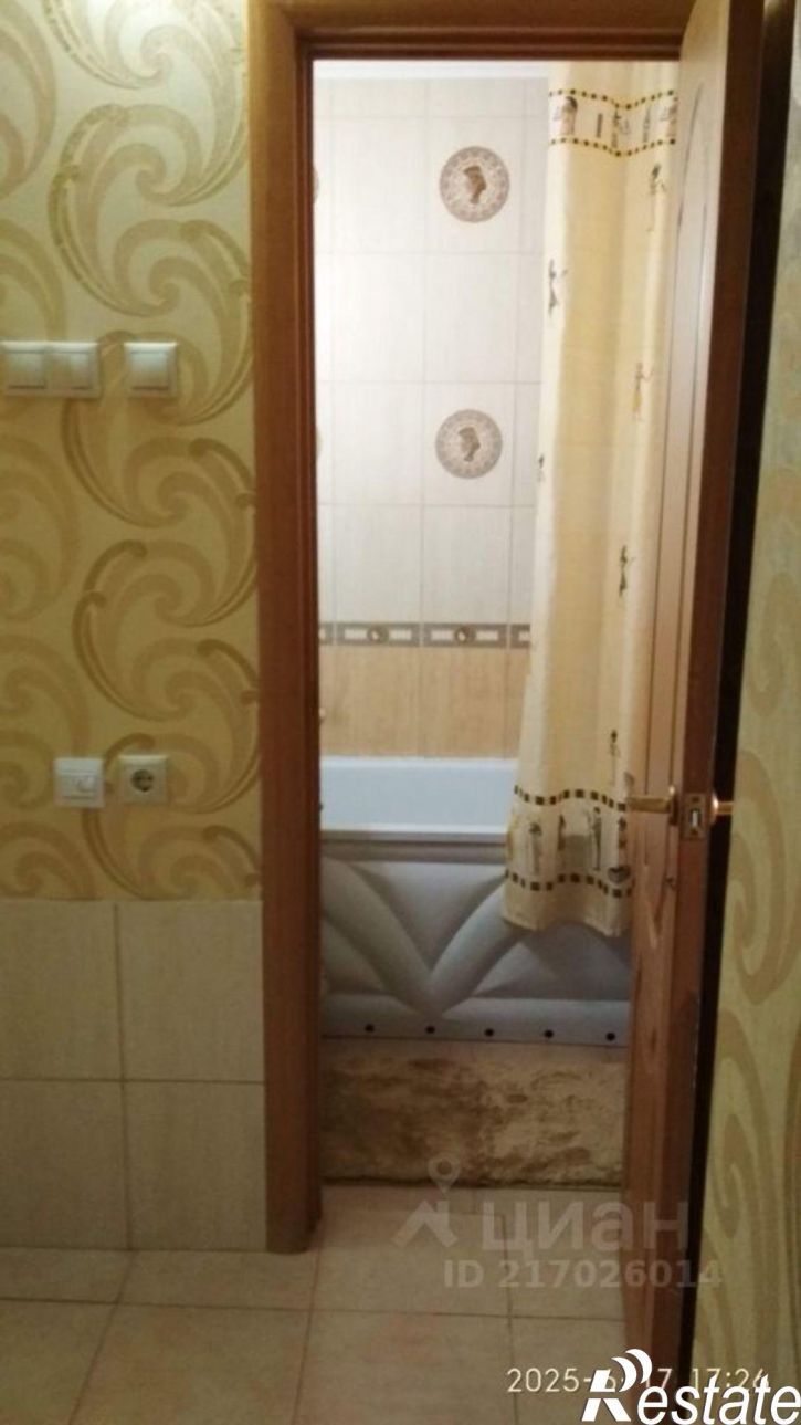 2-комн квартира ул Леселидзе, 4,  д. 4