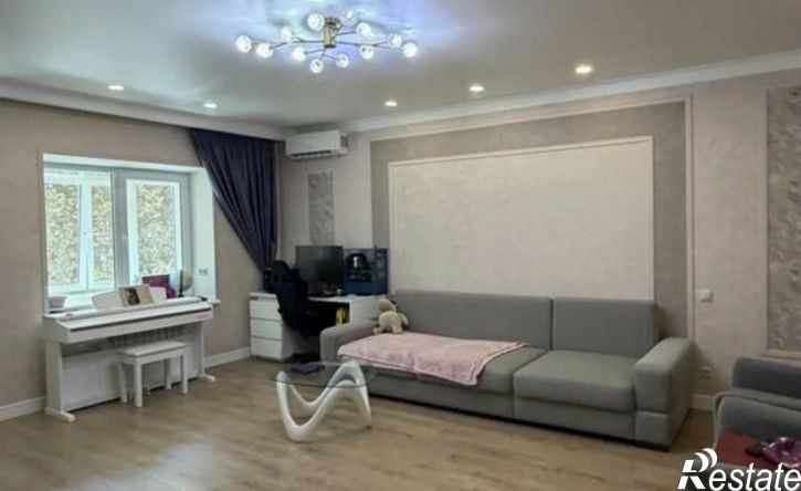 3-комн квартира ул Островского, 135/2,  д. 135/2