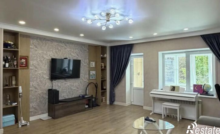 3-комн квартира ул Островского, 135/2,  д. 135/2