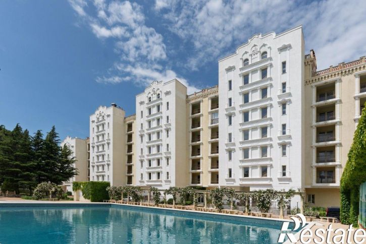2-комн квартира Революционная улица, 47к6,  д. 47к6