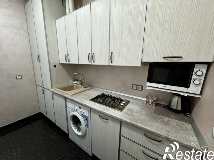 2-комн квартира улица Свердлова, 24,  д. 24