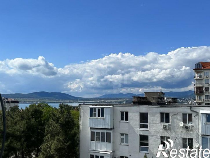 3-комн квартира улица Грибоедова, 15,  д. 15