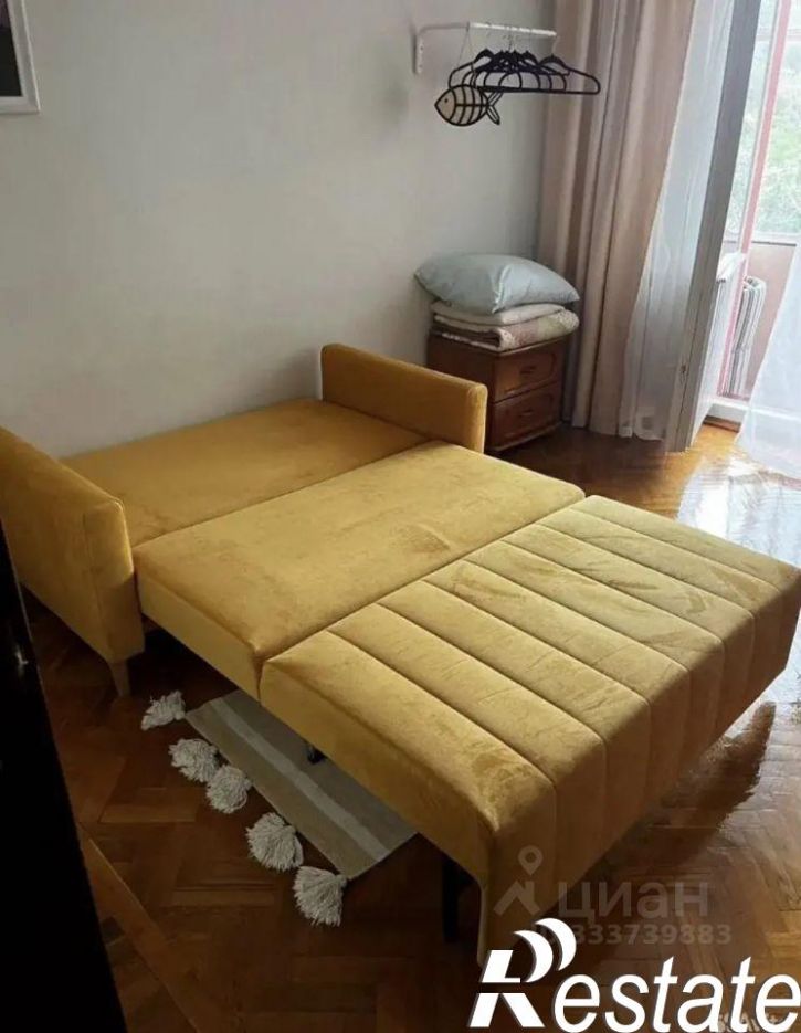 3-комн квартира улица Леселидзе, 8,  д. 8
