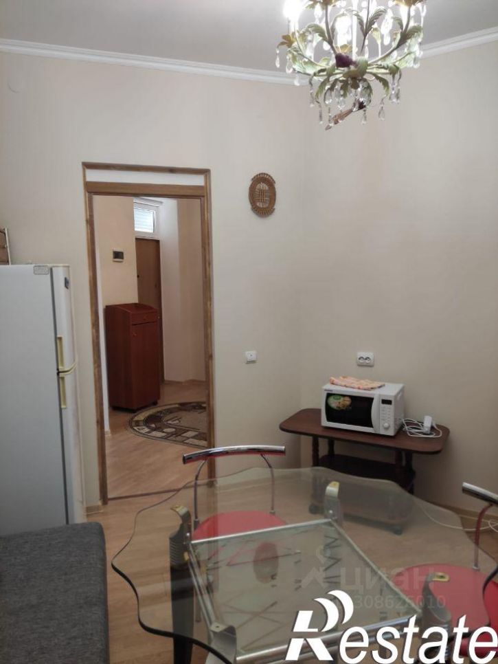 1-комн квартира Революционная улица, 35,  д. 35