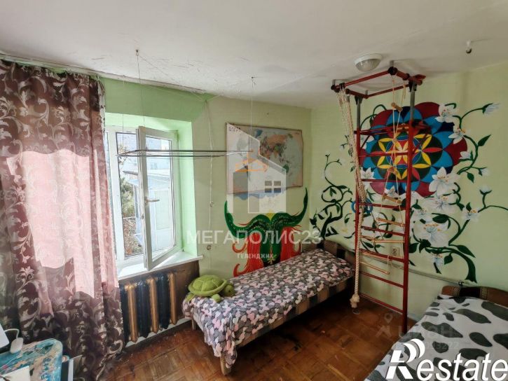 4-комн квартира Полевая улица, 24,  д. 24
