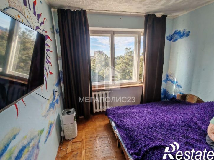 4-комн квартира Полевая улица, 24,  д. 24