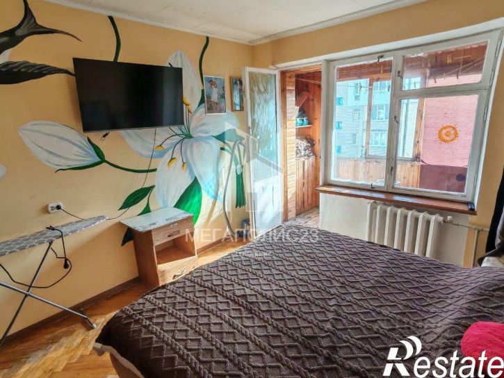 4-комн квартира Полевая улица, 24,  д. 24