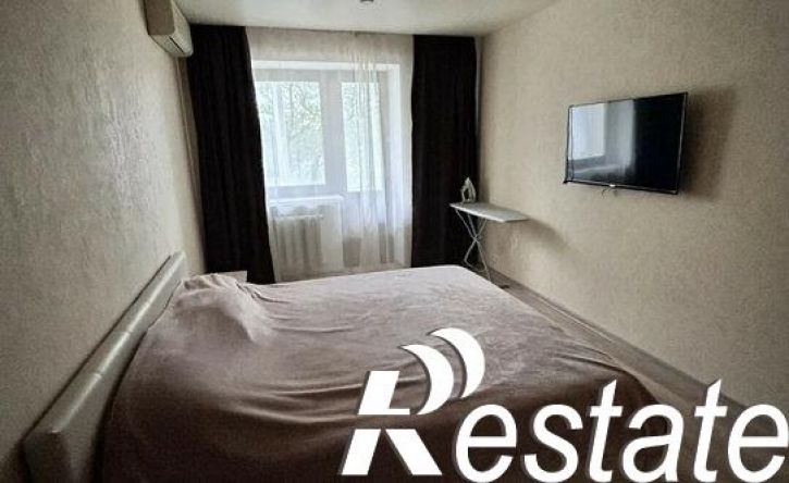 3-комн квартира улица Островского, 37,  д. 37