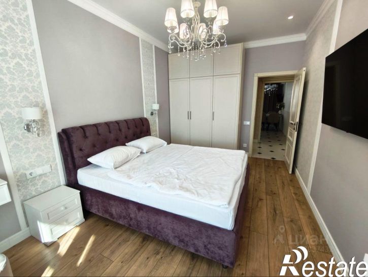 2-комн квартира улица Гоголя, 11Б к3,  д. 11Б к3