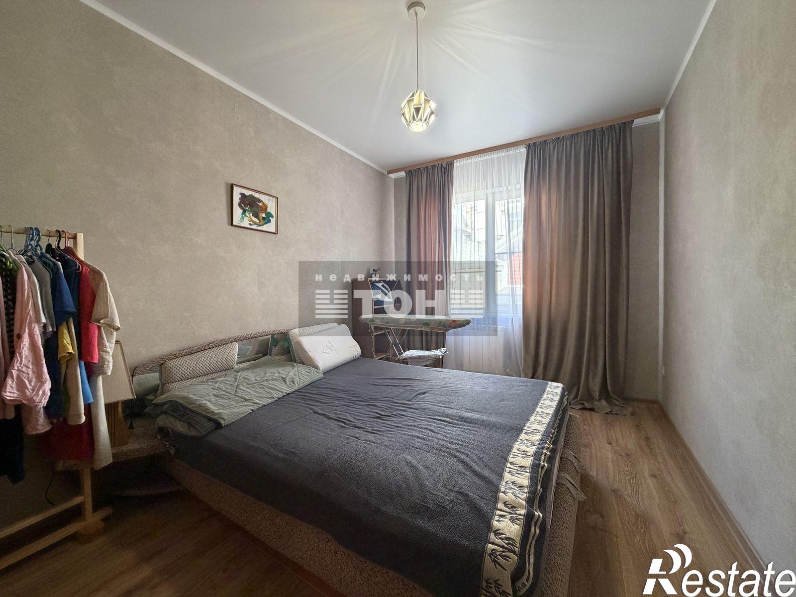 Купить дачу, дом, коттедж за 35 000 000 рублей на ул. Средняя