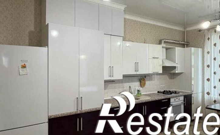 2-комн квартира улица Толстого, 51,  д. 51