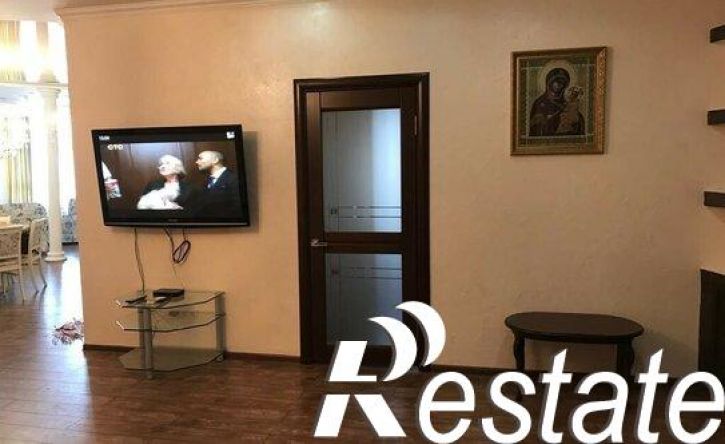 3-комн квартира Красногвардейская улица, 34,  д. 34