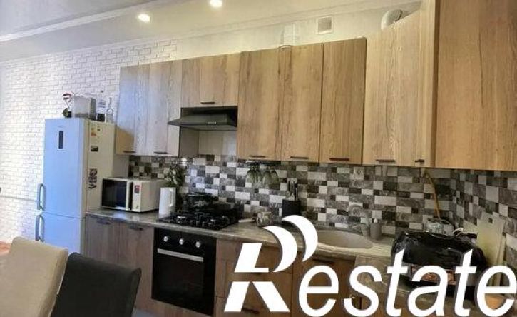2-комн квартира улица Суворова, 27 к2,  д. 27 к2