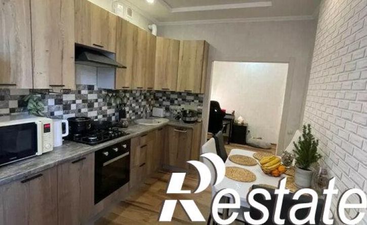 2-комн квартира улица Суворова, 27 к2,  д. 27 к2