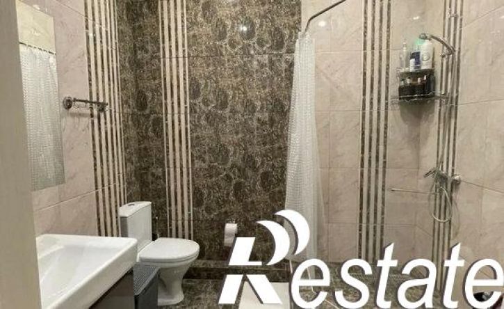 2-комн квартира улица Суворова, 27 к2,  д. 27 к2