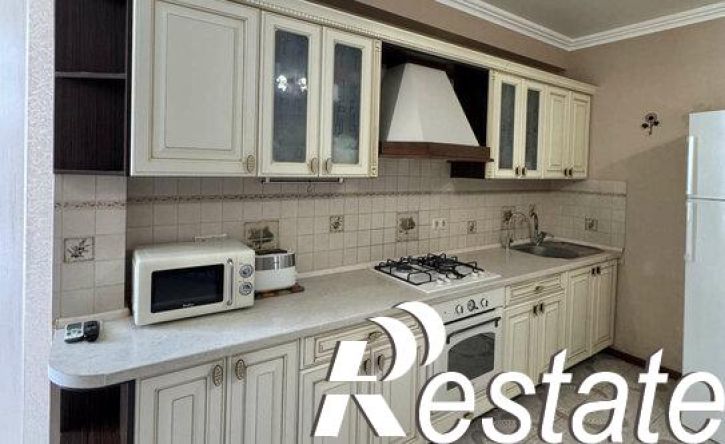 2-комн квартира улица Грибоедова, 31,  д. 31